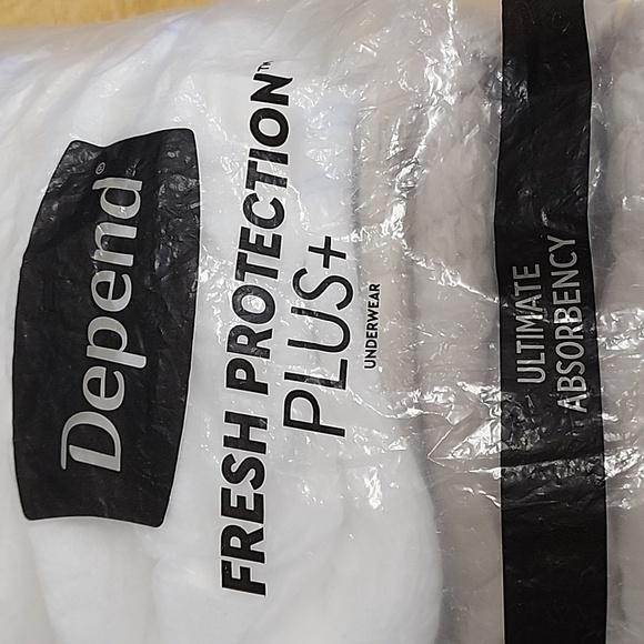 Depend 17x Count Fresh Protection Plus* Adult Underwear NEW, sz XL - Picture 4 of 4